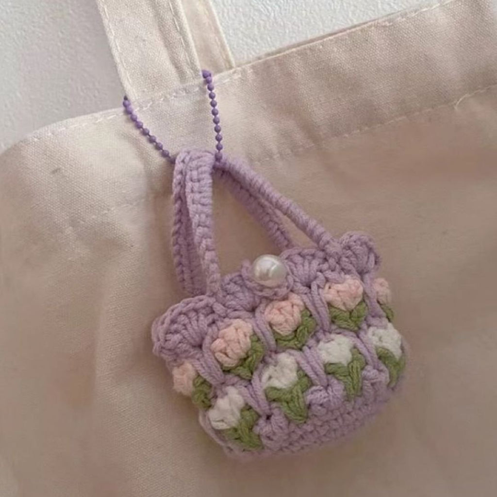 tulip airpod cover crochet pattern