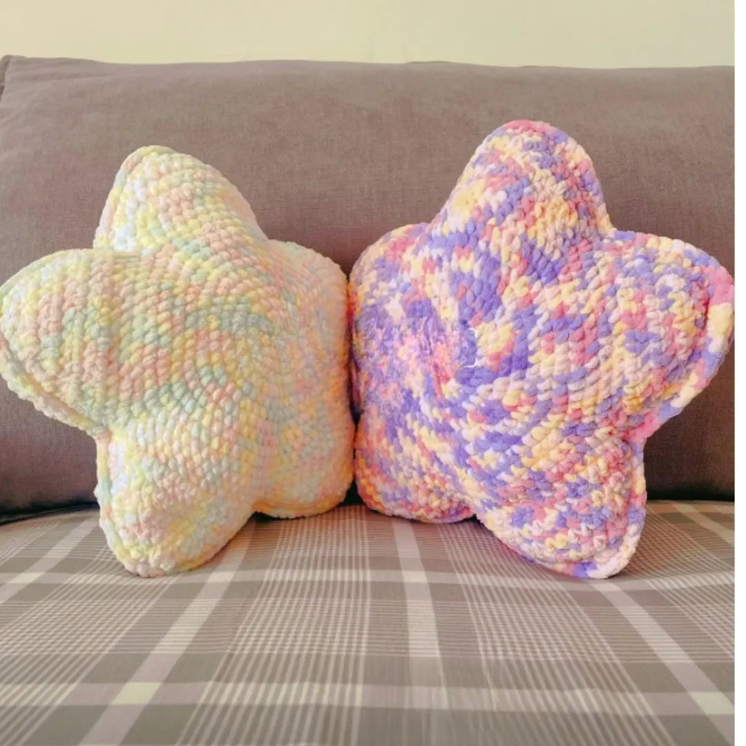 cute star pillow crochet pattern