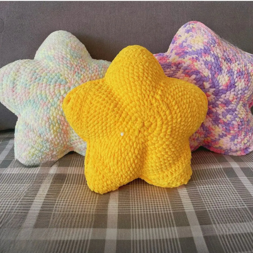 cute star pillow crochet pattern